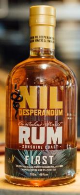 Nil Desperandum First 45% 700ml