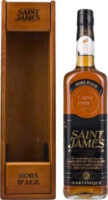 Saint James Hors D'age Wooden Box 43% 700ml