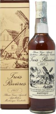 Trois Rivieres 1977 43% 700ml