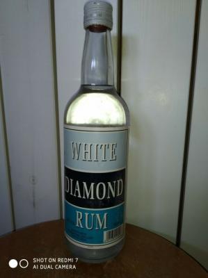 International Distillers Mauritius White Diamond 40% 700ml