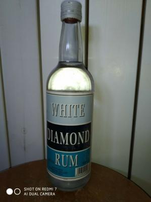 International Distillers Mauritius White Diamond 40% 700ml