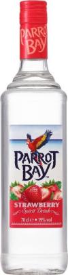 Parrot Bay Strawberry Spirit Drink 12yo 19% 700ml