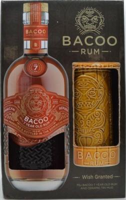 Bacoo 7yo Gift Pack With Mug 40% 700ml