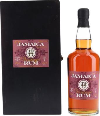 Robert Watson's 1977 Jamaica Single Cask 61% 700ml