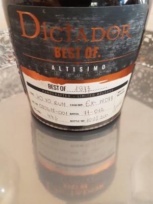 Dictador Best of 1977 Altisimo Giftbox With Glasses 40yo 44% 700ml