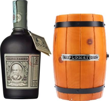 Diplomatico Reserva Exclusiva Wooden Barrel 40% 700ml