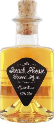 Beach House Spiced 2yo 40% 200ml