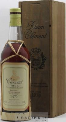 Clement 1970 Tres Vieux Rhum Agricole Wooden Box 21yo 44% 700ml