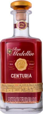 Fabrica de Licores de Antioquia 1970 Medellin 35% 750ml