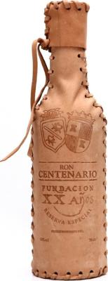 Ron Centenario Fundacion Reserva Especial Leather Bag 20yo 40% 700ml