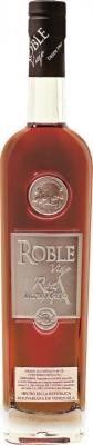 Roble Ultra Anejo 40% 700ml