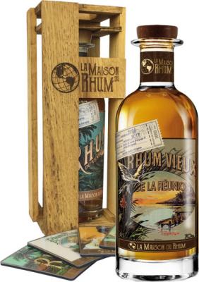 La Maison du Rhum 2008 De La Reunion Rhum Wooden box 9yo 45% 700ml