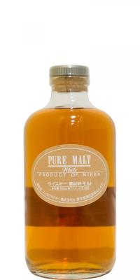 Nikka Pure Malt White Gift Set with Journal Peated 43% 500ml