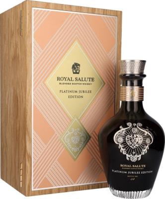 Royal Salute Platinum Jubilee Edition Chvs The Cullinan V Brooch finished for over 2yo in tawny port casks 50.8% 700ml