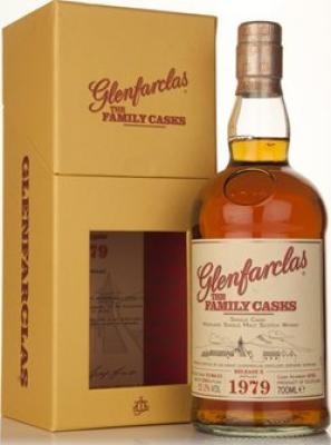 Glenfarclas 1979 The Family Casks Release X Plain Hogshead #8791 52.2% 700ml