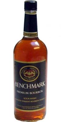 Benchmark NAS Premium Bourbon 40% 1000ml