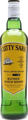 Cutty Sark Cask Strength and Carry On 51.4% 700ml