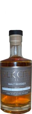 Silk City Malt Whisky New American Oak 50.5% 375ml