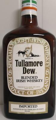 Tullamore Dew Blended Irish Whisky Specially Light imported by Bols-Import Neuss Rhein 43% 700ml