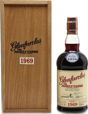 Glenfarclas 1969 The Family Casks Release II Sherry Hogshead #3185 56.5% 700ml