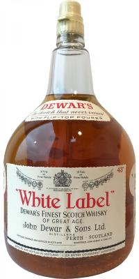Dewar's White Label Dewar's Finest Scotch Whisky of Great Age 43% 1892ml