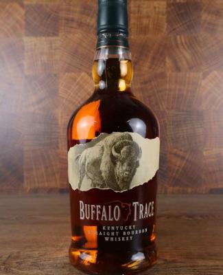 Buffalo Trace Single Barrel Select new american oak 100 Years Manitoba Liquor Mart 45% 750ml