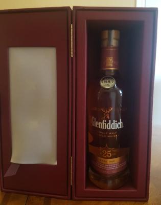 Glenfiddich 25yo Silver Stag's head 43% 750ml